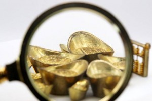 如何认识实物黄金产品的特性？这些特性在投资中有哪些体现？